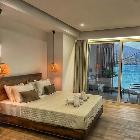 Coastline Of Paradise Luxury