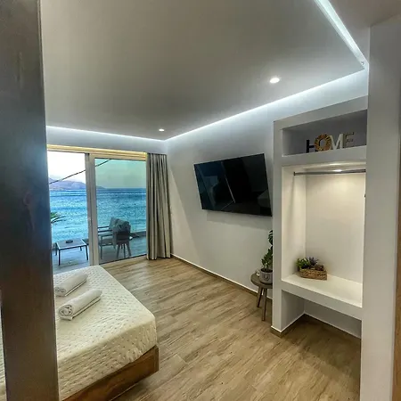 Apartment Coastline Of Paradise Luxury Paranimfoi